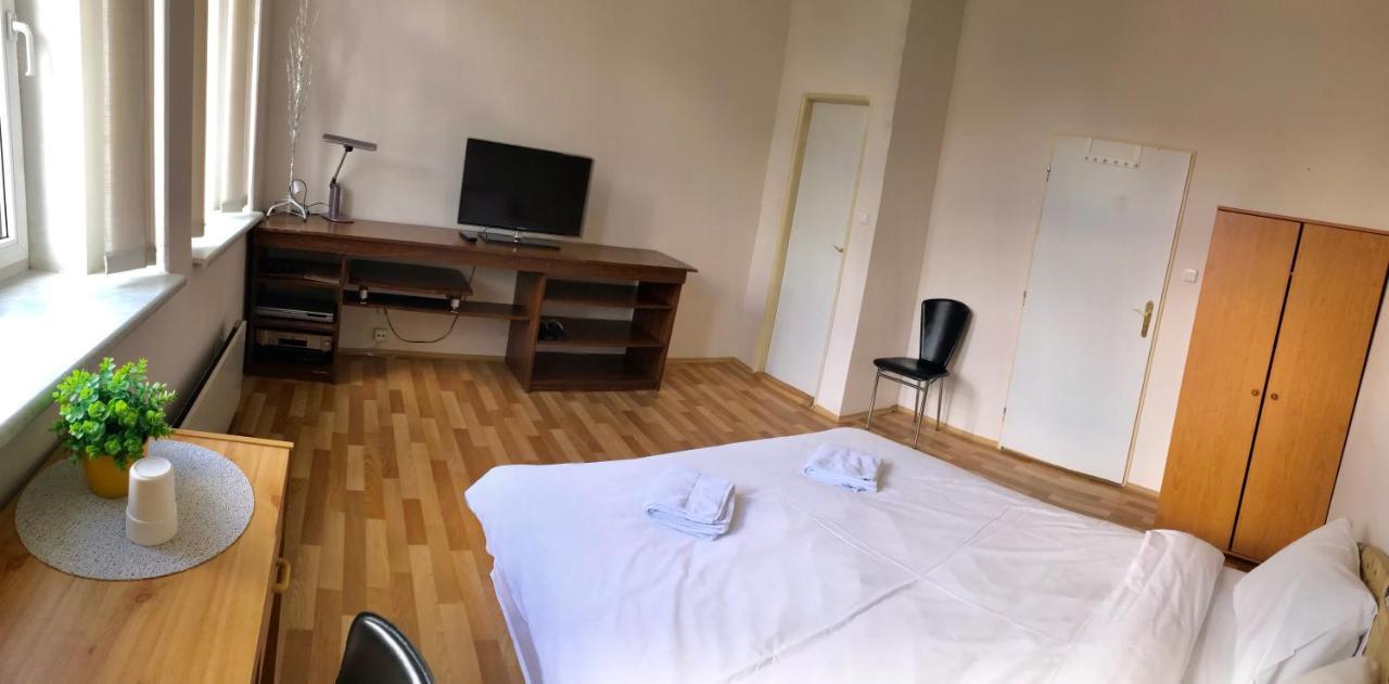 Pension Majovka 海布 外观 照片